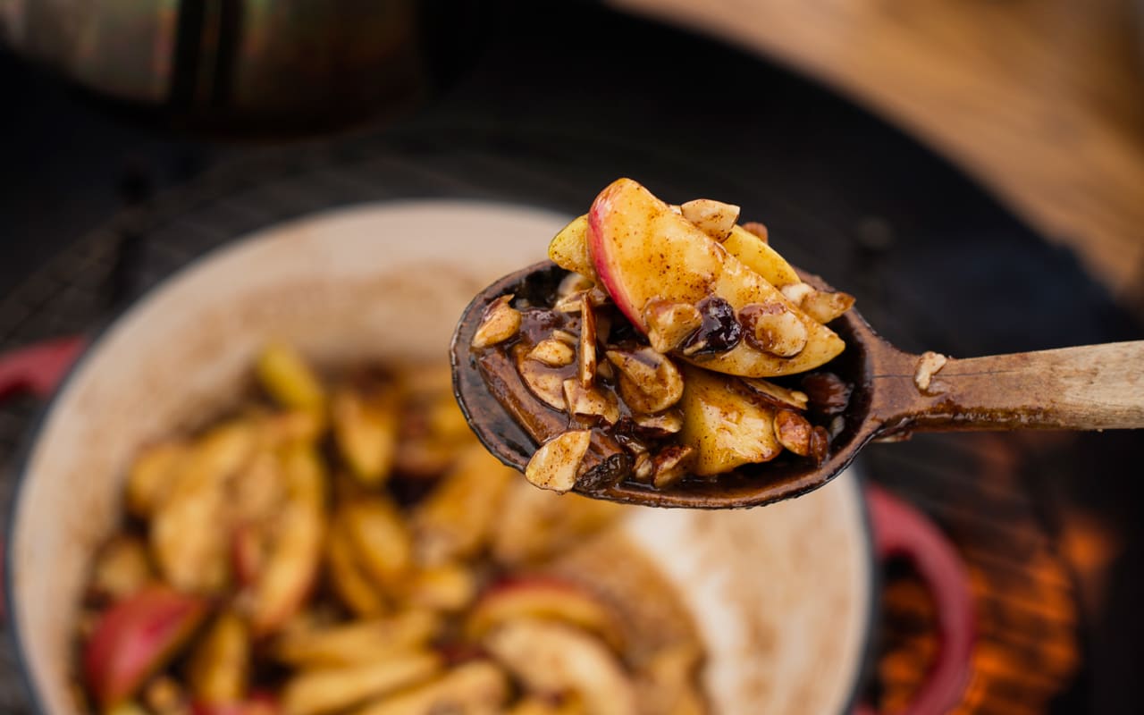 Æbledessert - Bålmad - mad over bål