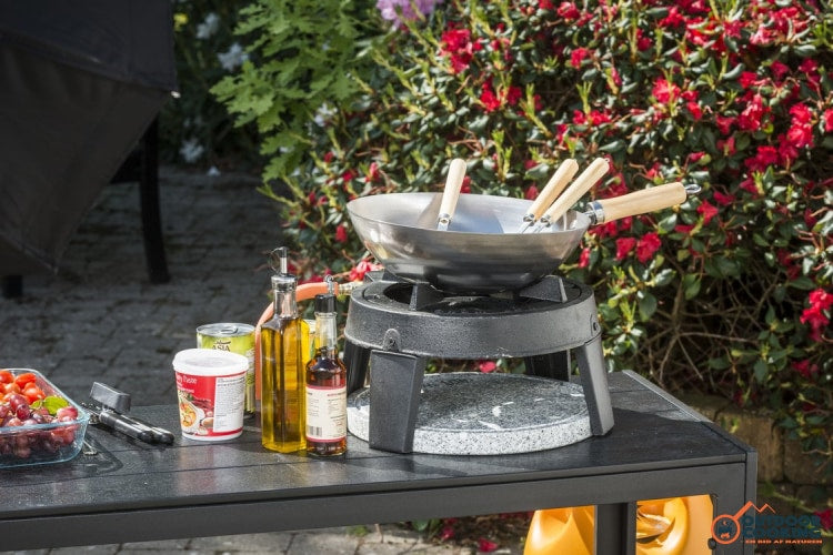 HOT WOK Hot Stone - Outdoor Cooking